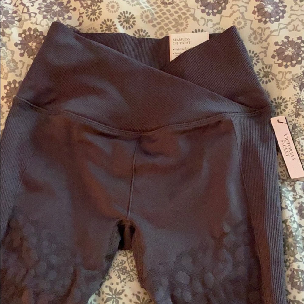 NWT Victoria’s Secret leggings
